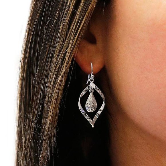 Jewelry - NEW Sterling Silver Diamond-Cut Teardrop Earrings